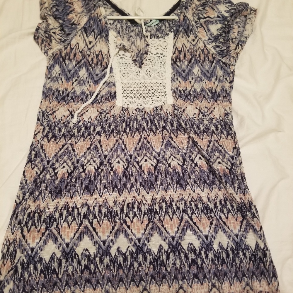 Maurices top